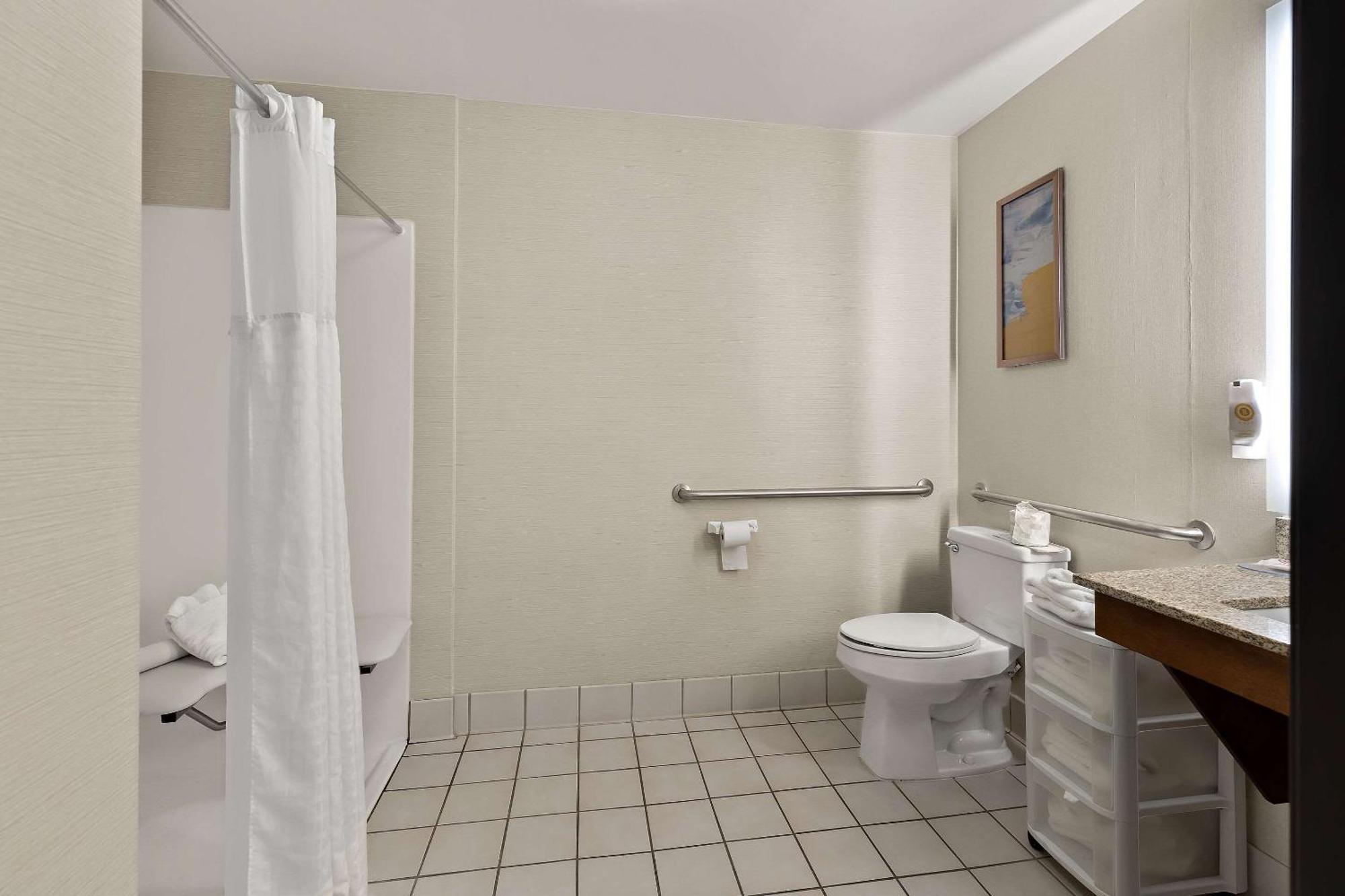 Comfort Inn & Suites Fremont Dış mekan fotoğraf