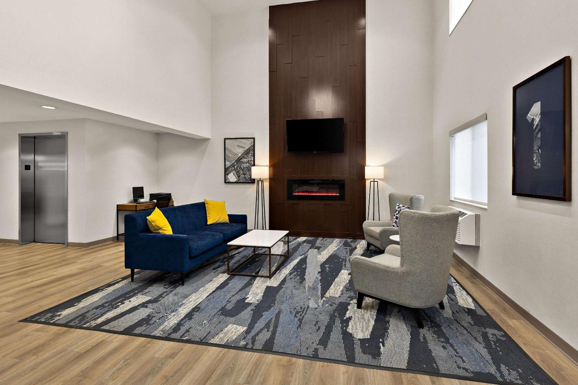 Comfort Inn & Suites Fremont Dış mekan fotoğraf